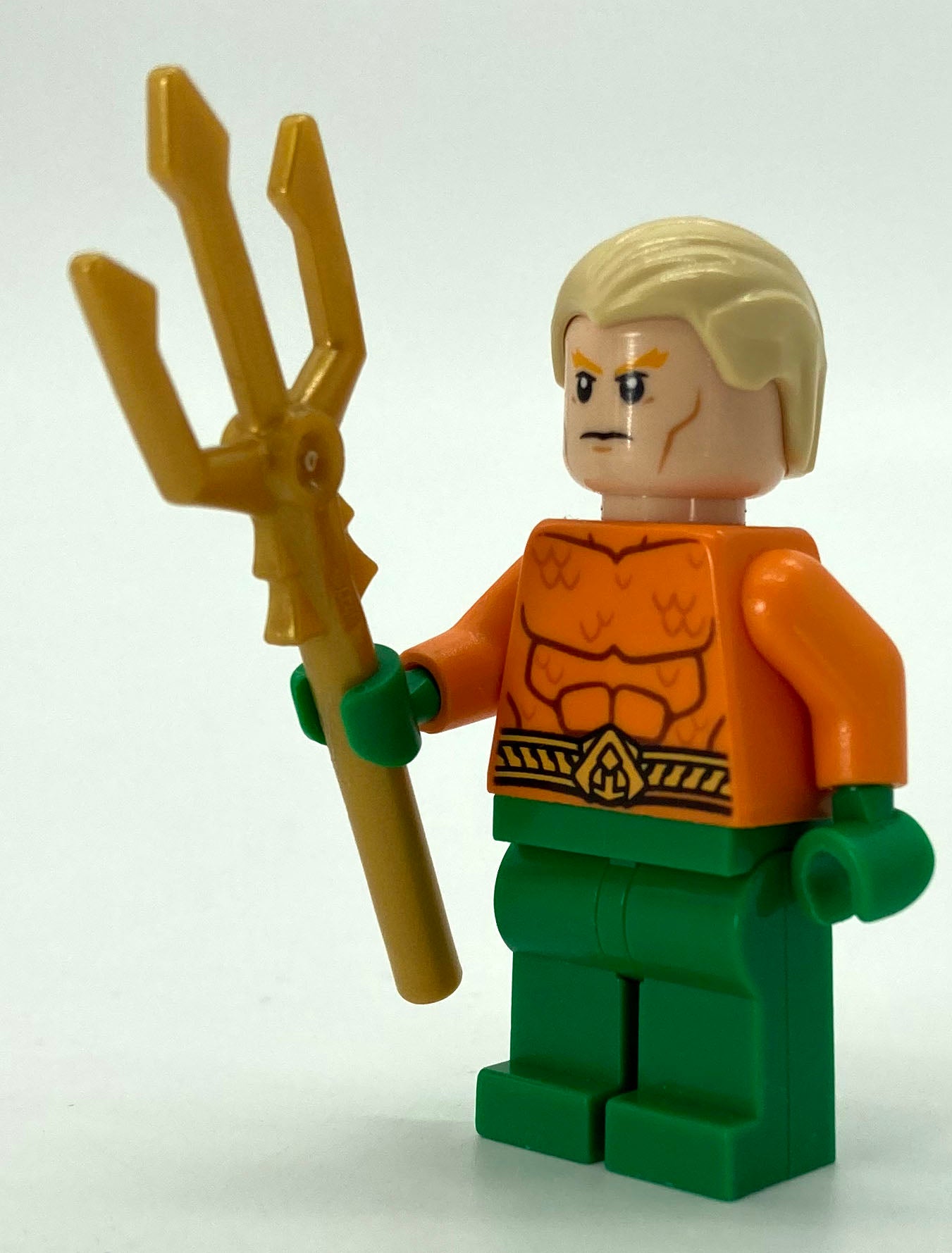 Aquaman - Bright Light Yellow Short Hair