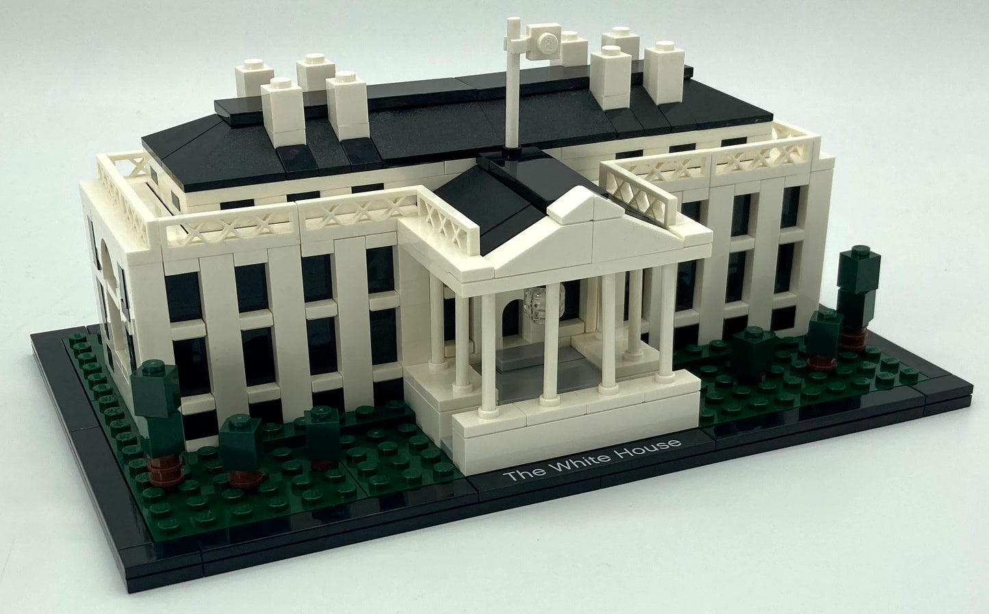 21006 LEGO® The White House Used Set