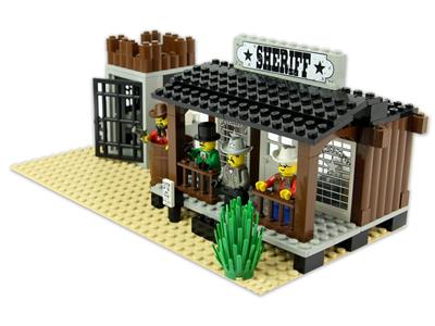 6755 LEGO® Sheriff's Lock-Up Used Set