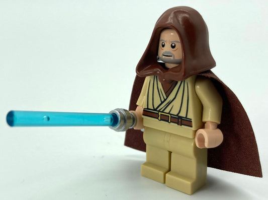 Obi-Wan Kenobi - Old, Light Nougat, Reddish Brown Hood and Cape, White Pupils