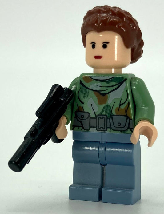 Princess Leia (Endor Outfit)