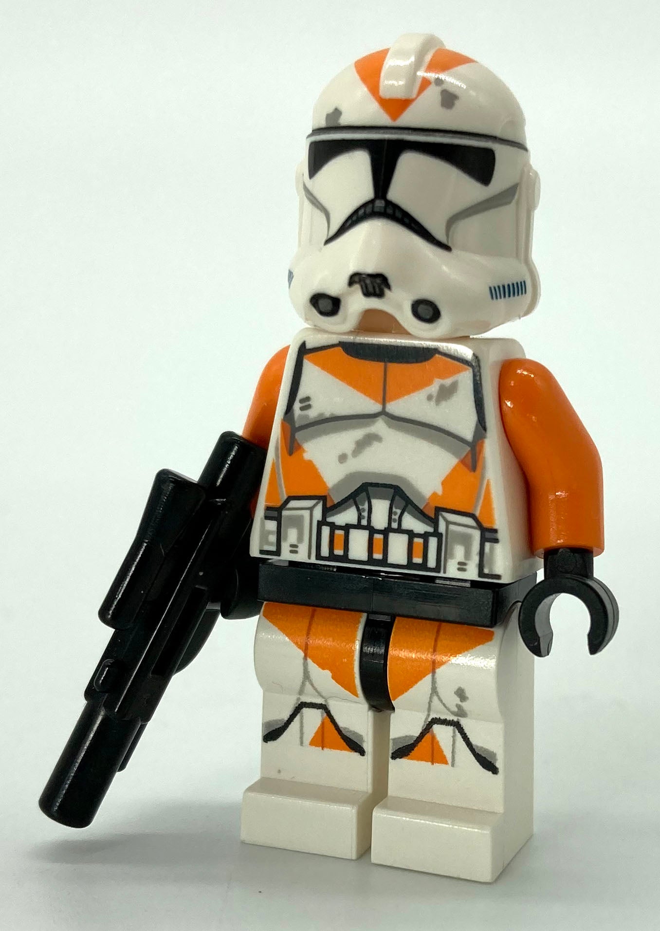 Clone Trooper, 212th Attack Battalion (Phase 2) - Orange Arms, Dirt Stains, Scowl