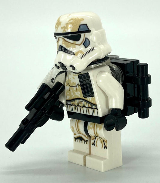 Sandtrooper (Sergeant) - White Pauldron, Ammo Pouch, Dirt Stains, Survival Backpack