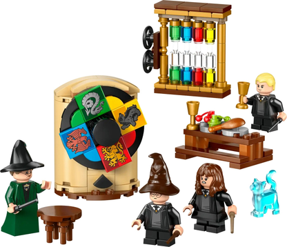 LEGO® 76460 Hogwarts™ Castle: Sorting Hat™ Ceremony