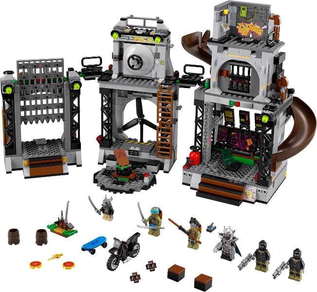 79117 LEGO® Turtle Lair Invasion