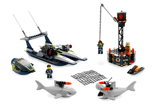 8633 LEGO® Mission 4: Speedboat Rescue Used Set