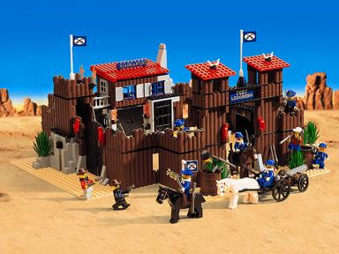LEGO® 6769 Fort Legoredo Used Set