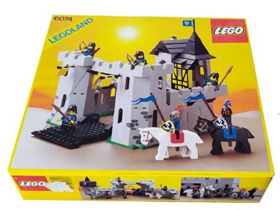 6074 LEGO® Black Falcon's Fortress Open Box