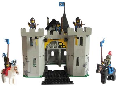 6074 LEGO® Black Falcon's Fortress Open Box