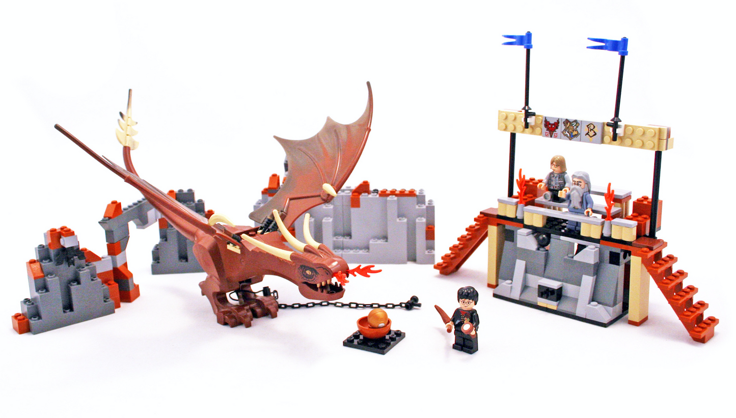 LEGO® 4767 Harry and the Hungarian Horntail (RETIRED SET)