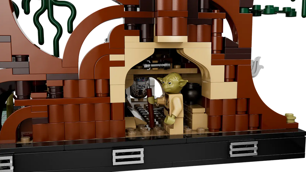 LEGO® 75330 Dagobah Jedi Training Diorama