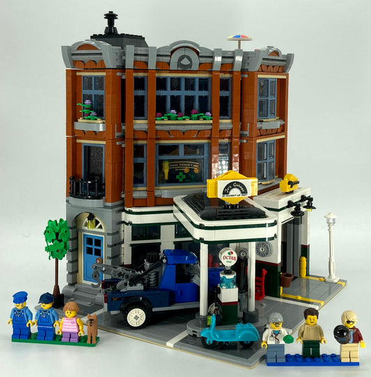 10264 LEGO® Corner Garage Used Set