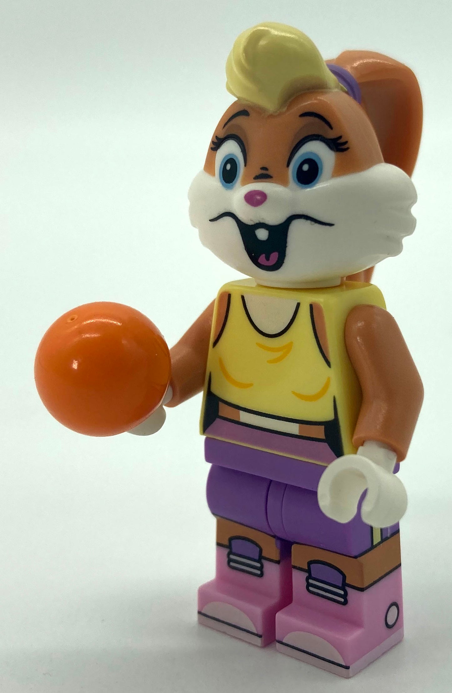 Looney Tunes Series - Lola Bunny