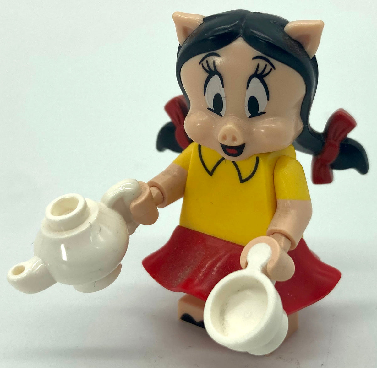 Looney Tunes Series - Petunia Pig
