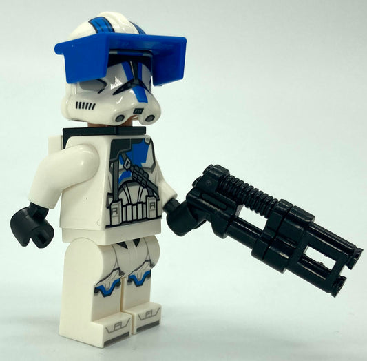 Clone Heavy Trooper, 501st Legion (Phase 2) - White Arms, Blue Visor, Backpack, Nougat Head, Helmet with Holes