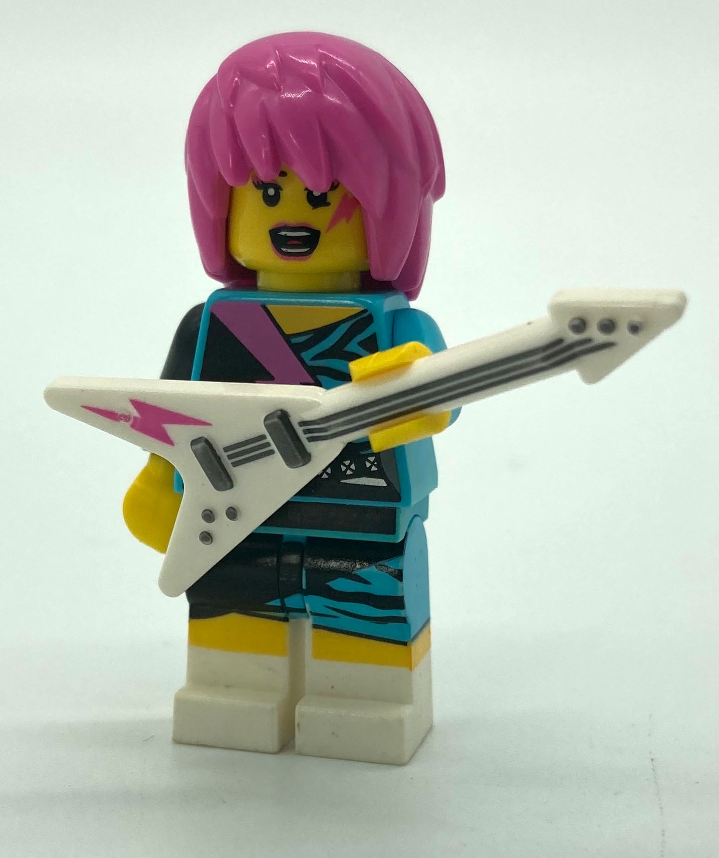 Lego Figure Rocker Series 07 - Rocker Girl – Bricks & Minifigs Littleton