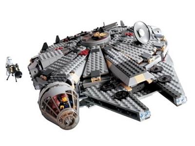 4504 LEGO® Millennium Falcon (Redesign), Original Trilogy Edition box