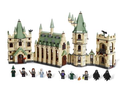 4842 LEGO® Hogwarts Castle {4th edition} Certified Set