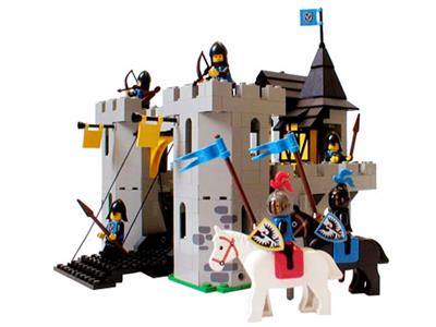 6074 LEGO® Black Falcon's Fortress Open Box