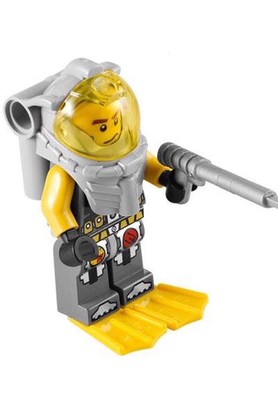 Atlantis Diver 1 - Axel - With Yellow Flippers and Trans-Yellow Visor