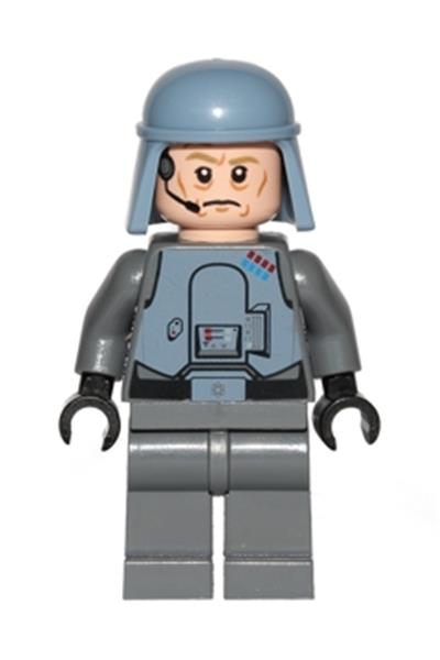 General Maximillian Veers