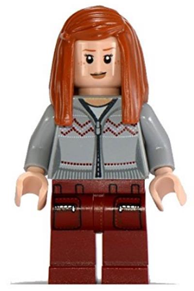 Ginny Weasley - Light Bluish Gray Knitwear, Dark Red Legs with Pockets Pattern