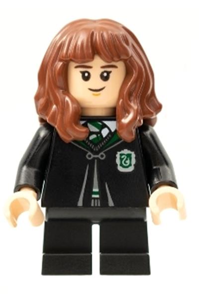 Hermione Granger - Slytherin Robe
