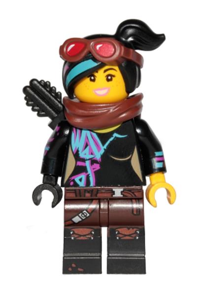 Lucy Wyldstyle with Black Quiver, Reddish Brown Scarf and Goggles, Open Mouth  Smile / Angry