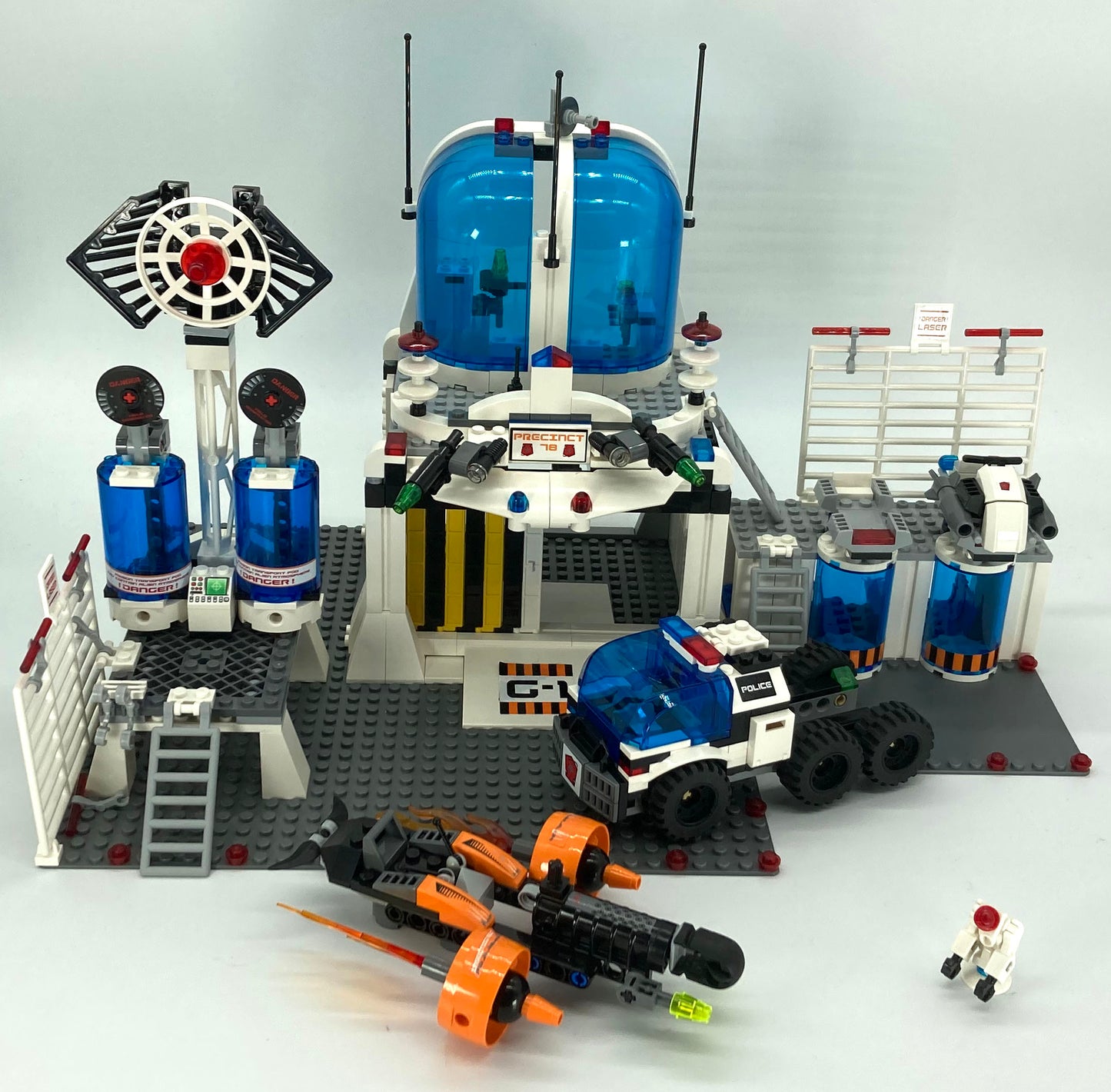 Used Set 5985 Space Police Central (No Instruction Manual or Box)