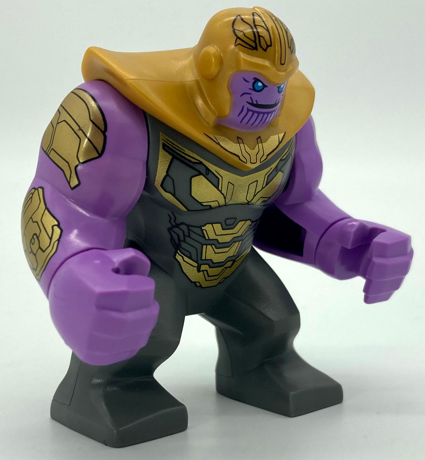 Thanos - Large Figure, Medium Lavender Arms Printed, Dark Bluish Gray and Gold Armor, Pearl Gold Helmet