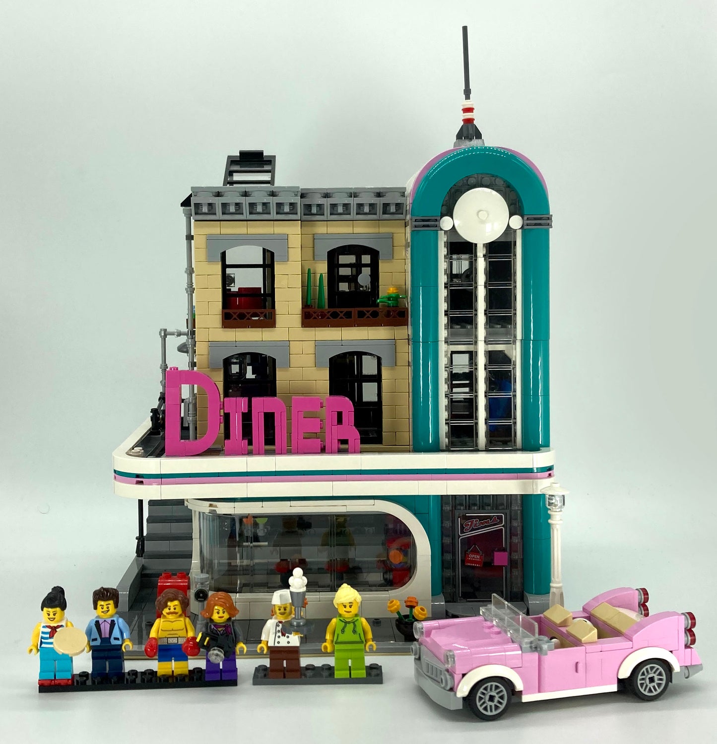 Used Set 10260 Downtown Diner (No Instruction Manual or Box)