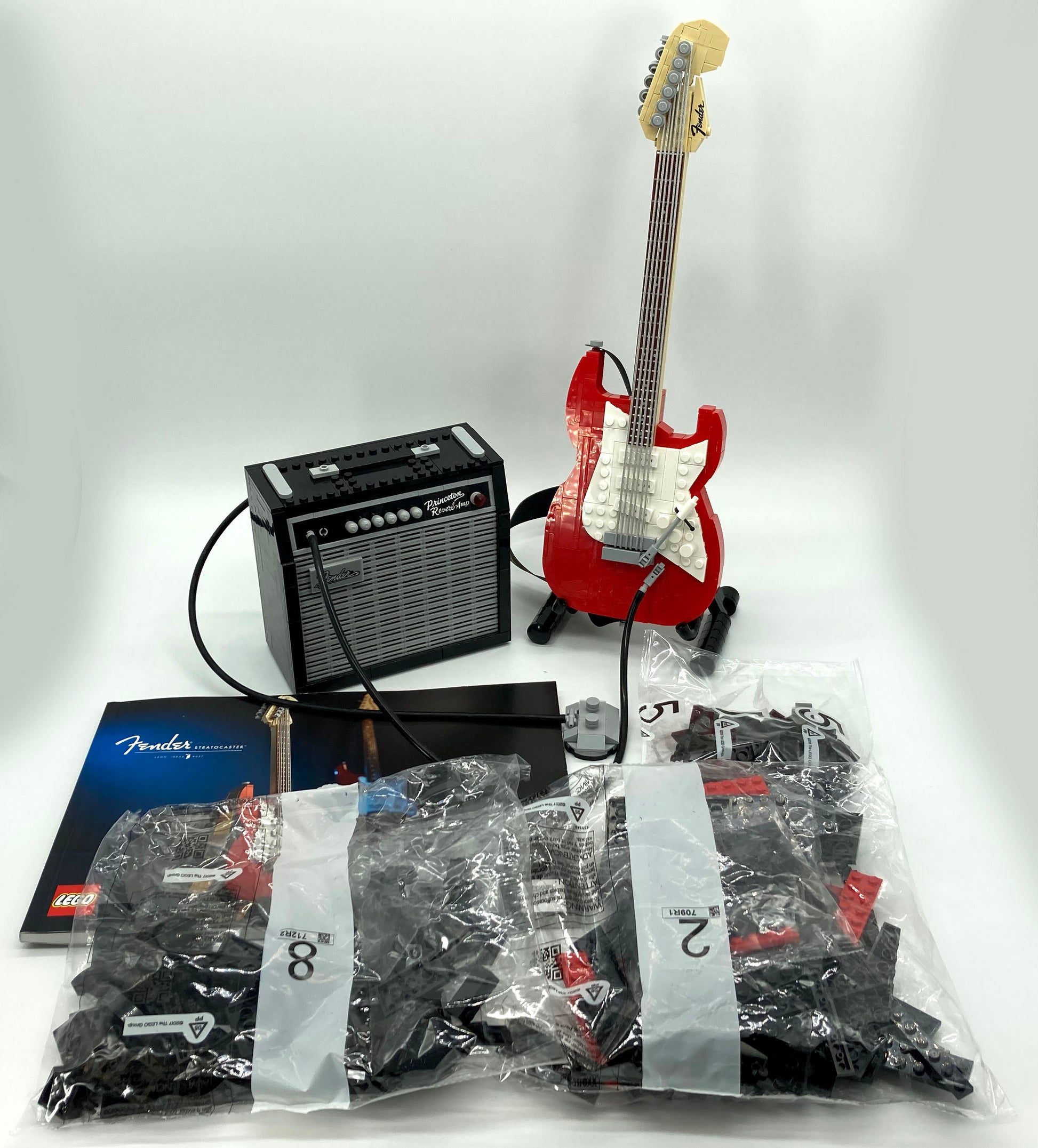 Used Set 21329 LEGO Ideas Fender Stratocaster (with Instruction