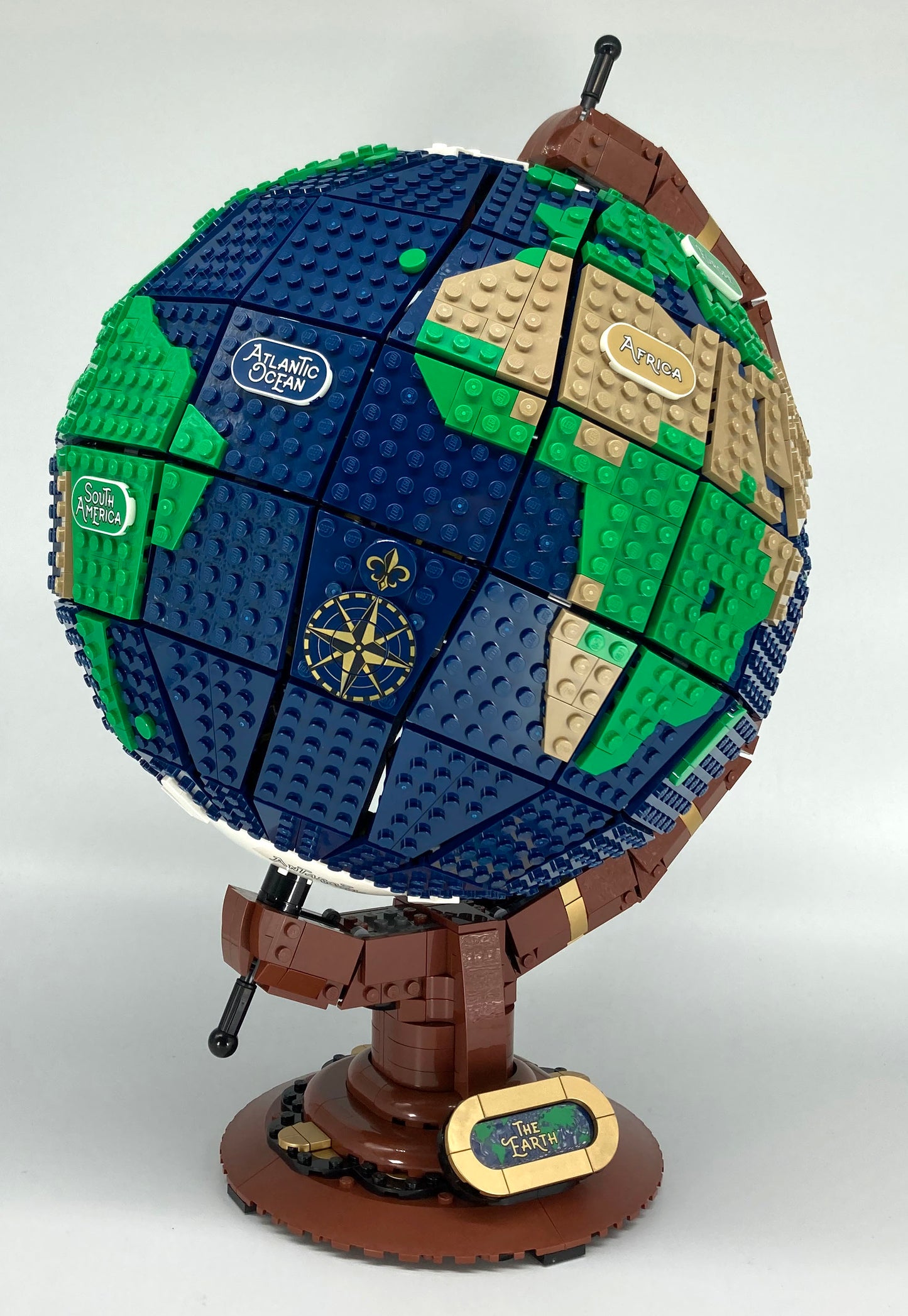 Used Set 21332 The Globe (No Instruction Manual or Box)