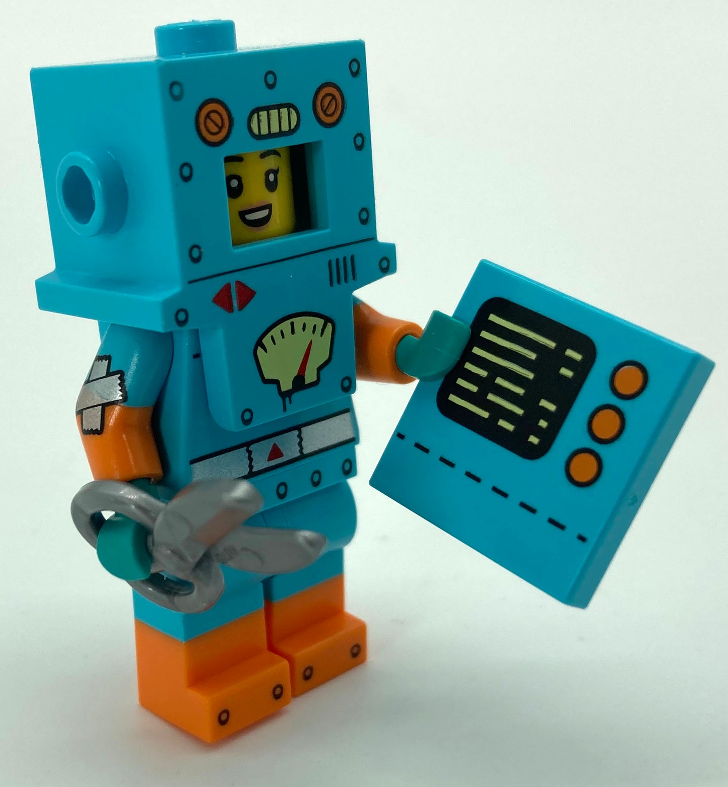 Series 23 - Cardboard Robot